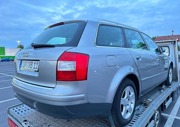 Audi A4 cena 9499 przebieg: 246242, rok produkcji 2002 z Osiek małe 379